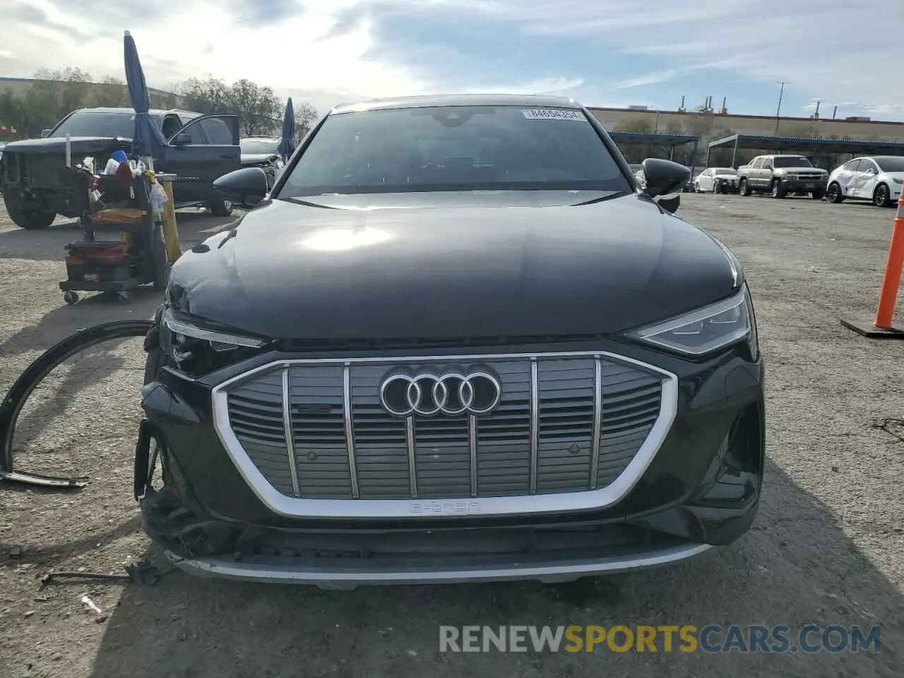 5 Фотография поврежденного автомобиля WA11AAGEXNB019590 AUDI E-TRON 2022