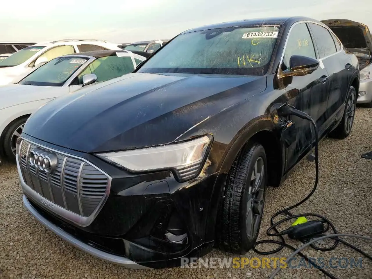 2 Фотография поврежденного автомобиля WA12AAGE2NB030815 AUDI E-TRON 2022