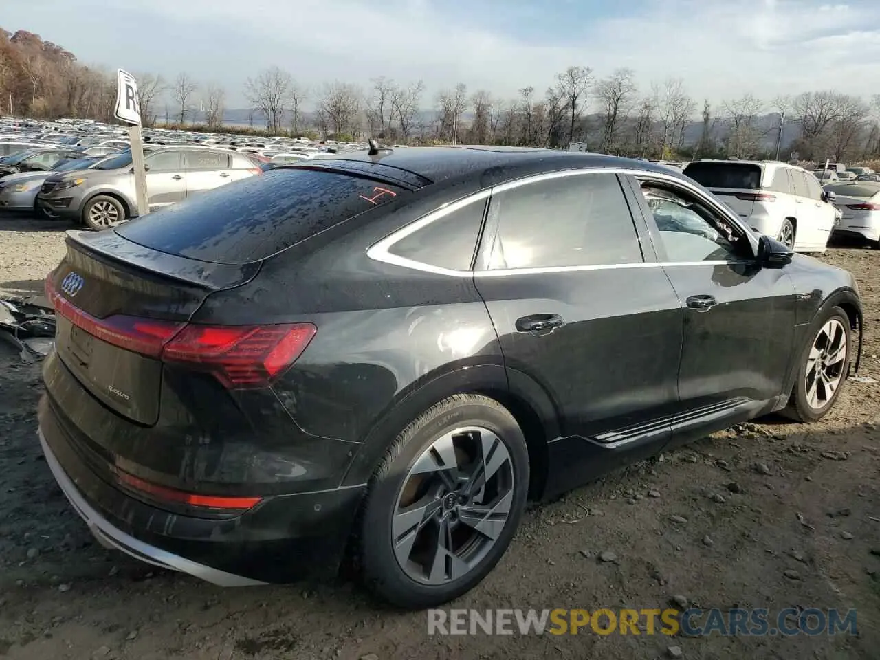 3 Фотография поврежденного автомобиля WA12AAGE2NB041104 AUDI E-TRON 2022