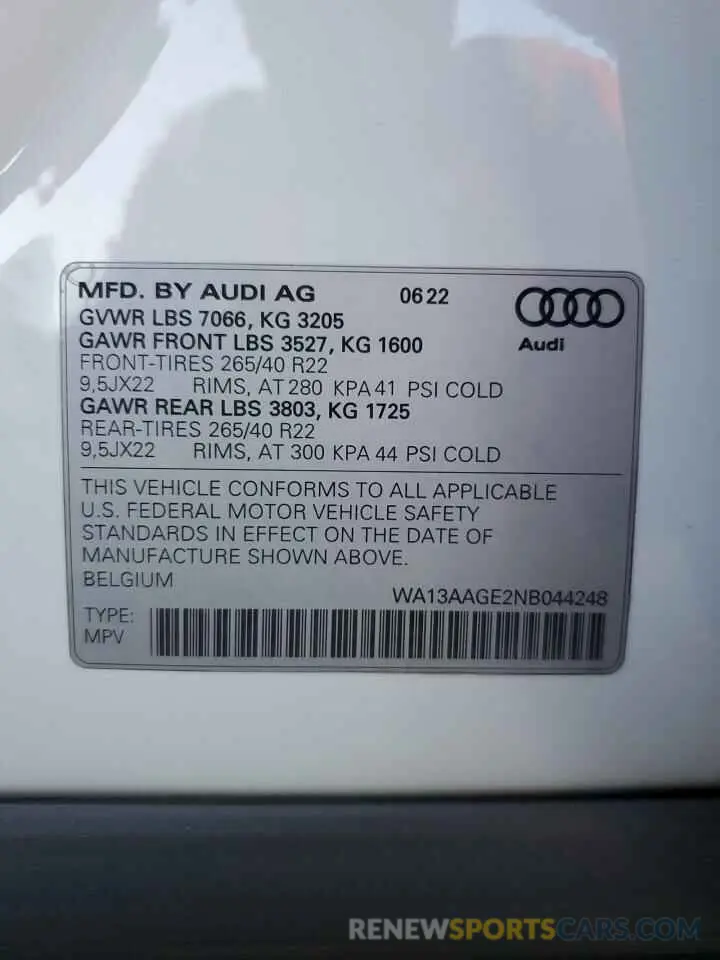 12 Photograph of a damaged car WA13AAGE2NB044248 AUDI E-TRON 2022