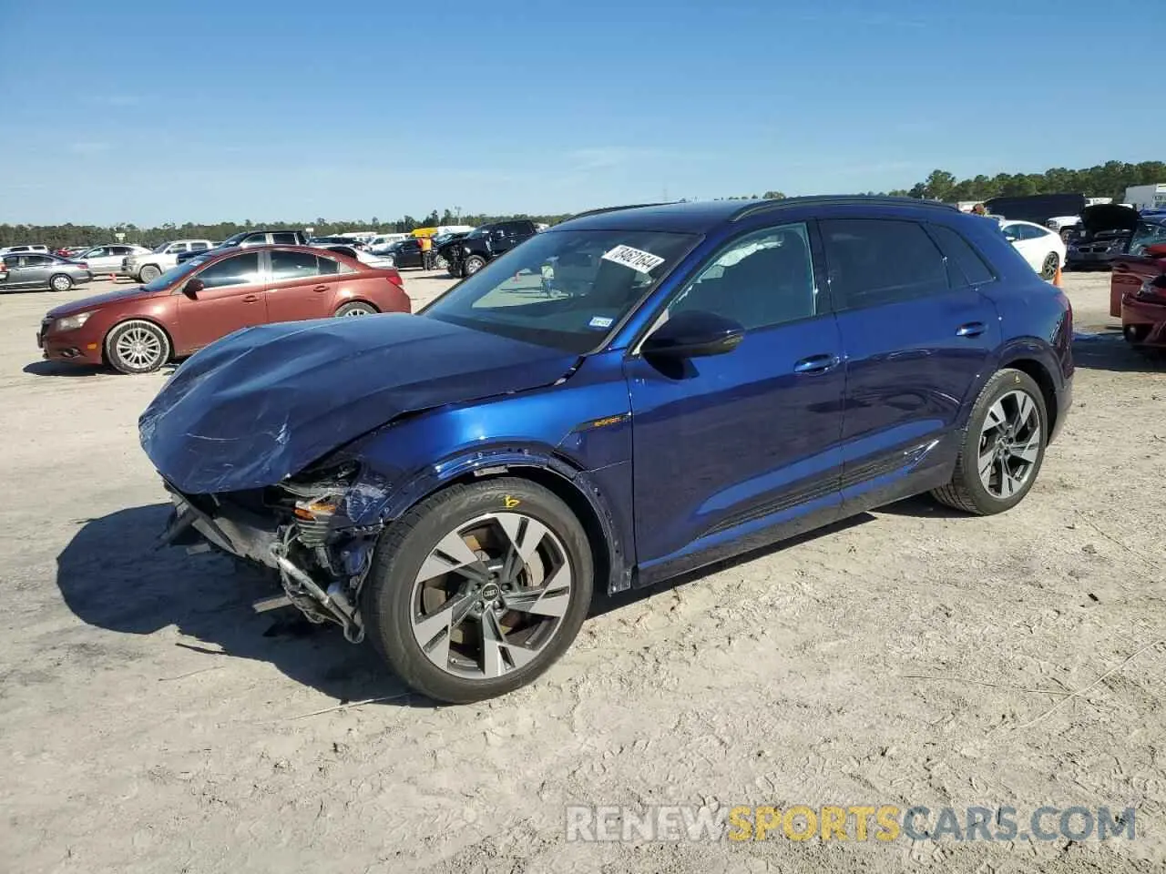 1 Фотография поврежденного автомобиля WA1AAAGE1NB033863 AUDI E-TRON 2022