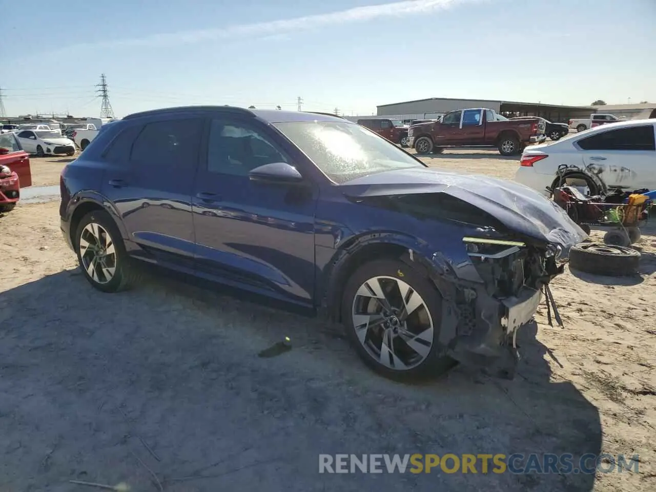 4 Фотография поврежденного автомобиля WA1AAAGE1NB033863 AUDI E-TRON 2022