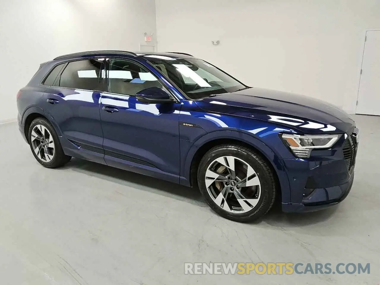 4 Фотография поврежденного автомобиля WA1AAAGE4NB022730 AUDI E-TRON 2022