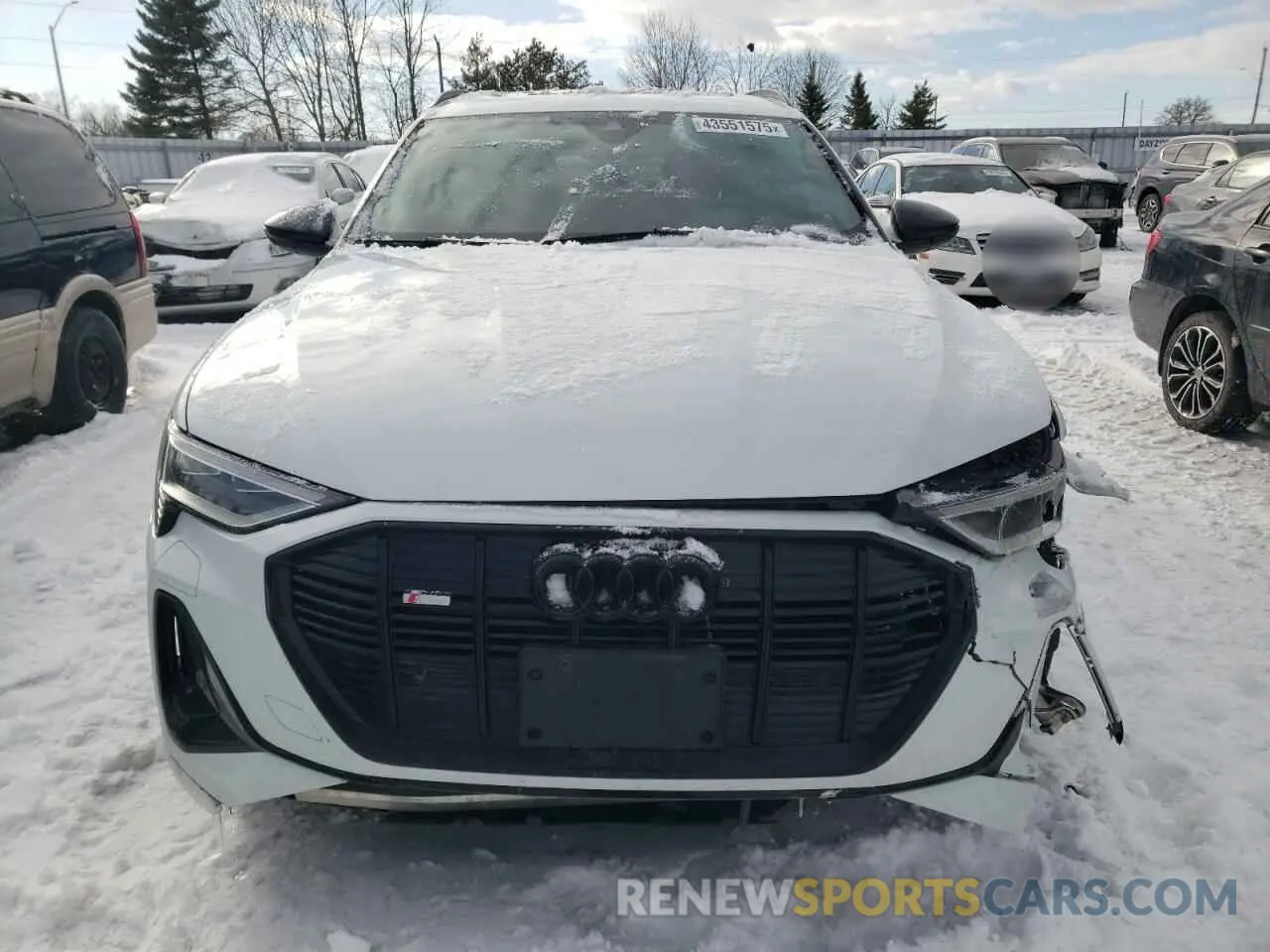 5 Photograph of a damaged car WA1AAAGE4NB023103 AUDI E-TRON 2022