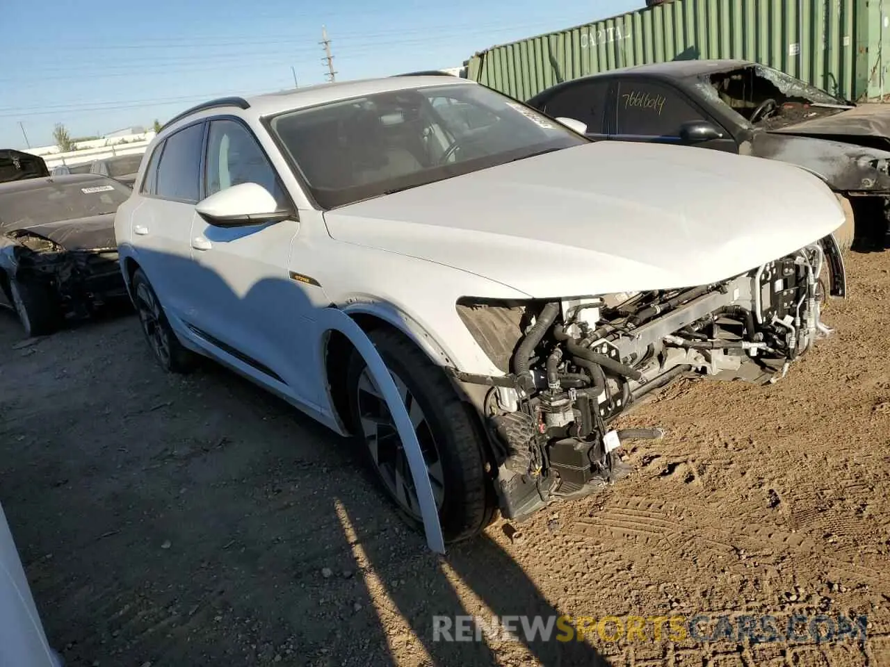 4 Фотография поврежденного автомобиля WA1AABGE3NB007271 AUDI E-TRON 2022