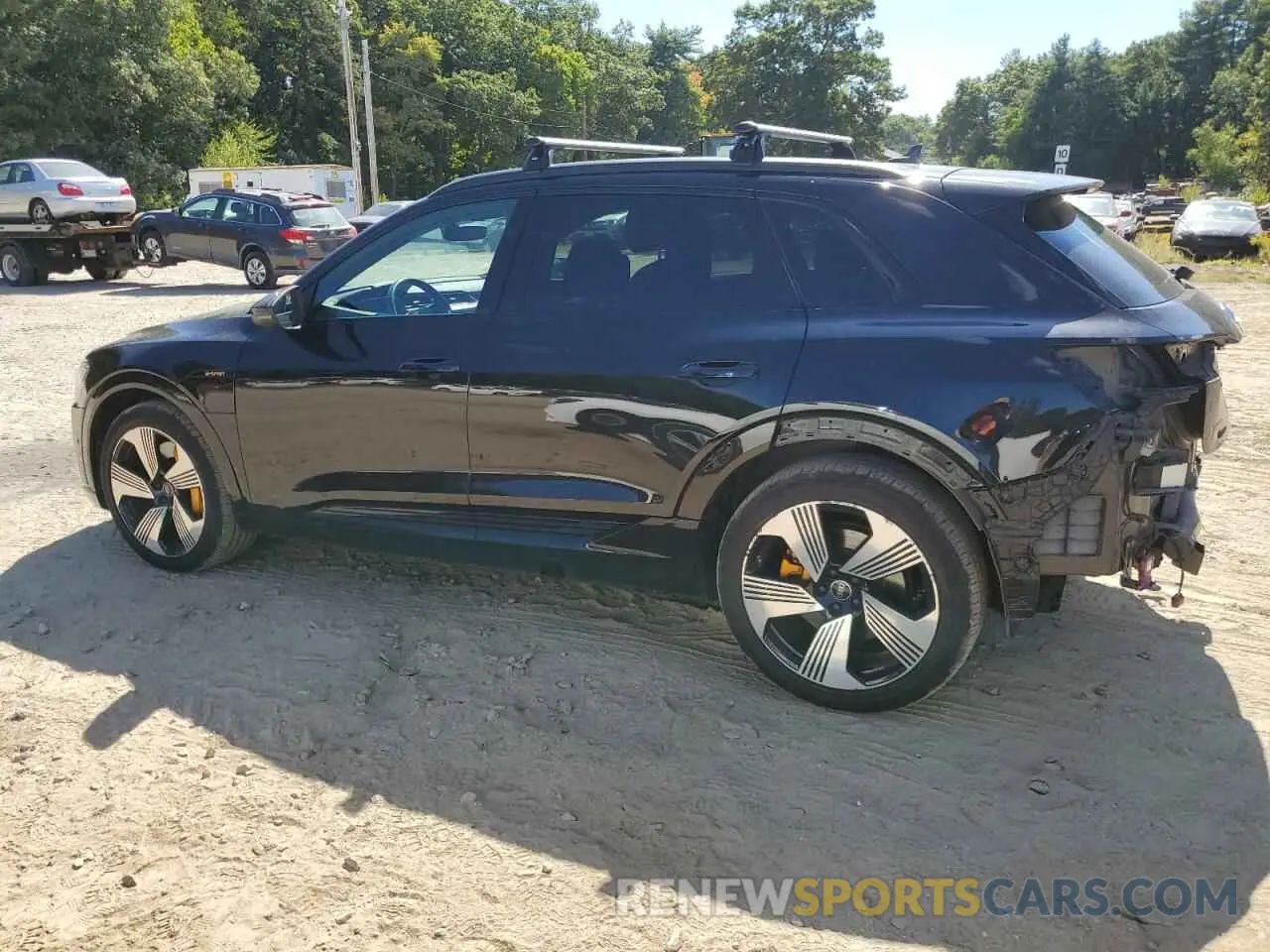 2 Фотография поврежденного автомобиля WA1LAAGE0NB005285 AUDI E-TRON 2022