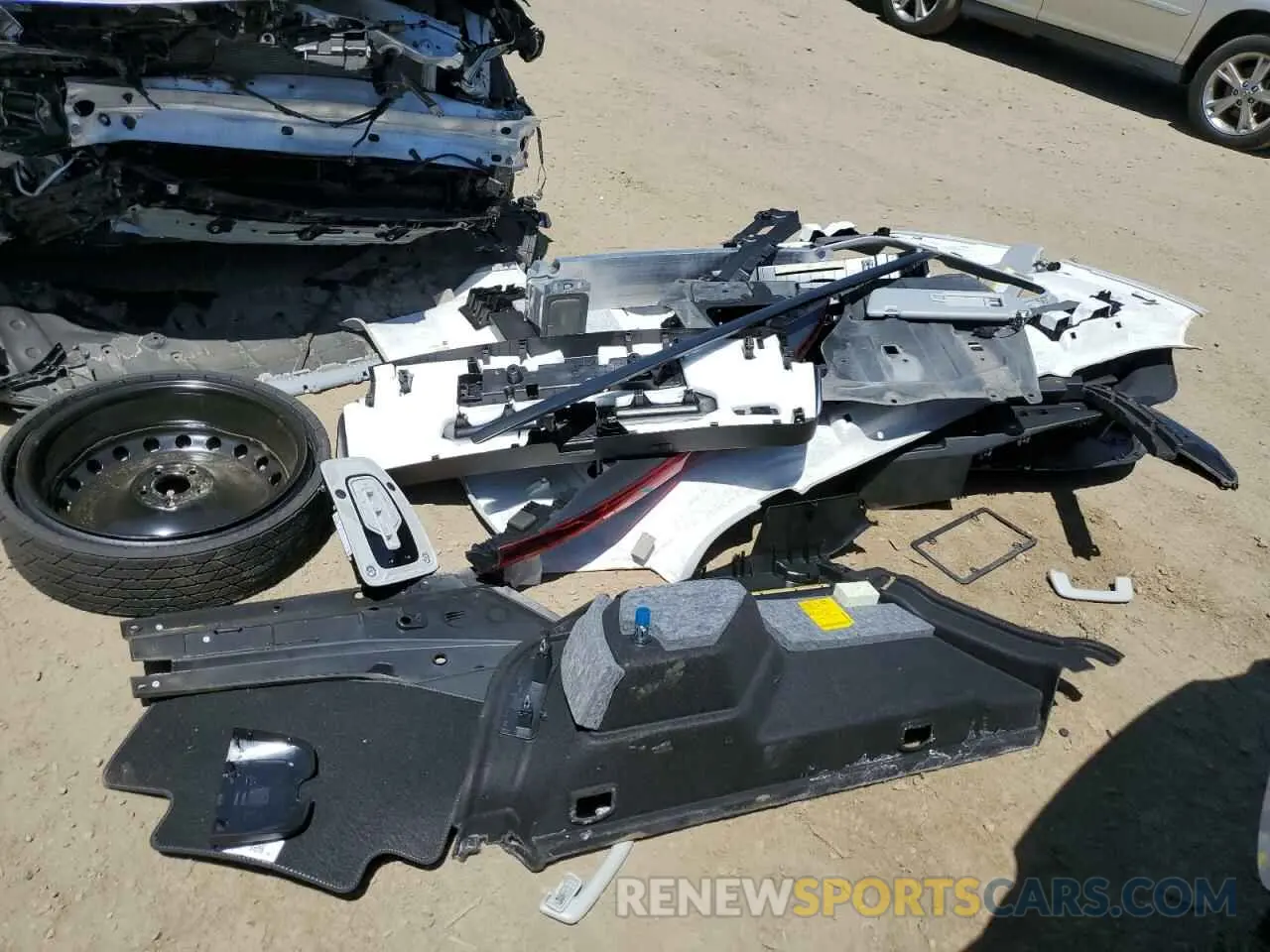 13 Фотография поврежденного автомобиля WA1LAAGE1NB046721 AUDI E-TRON 2022