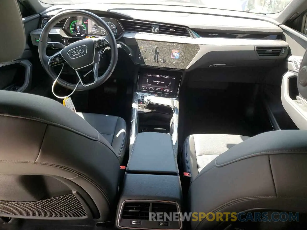 8 Фотография поврежденного автомобиля WA12AAGE5PB023649 AUDI E-TRON 2023