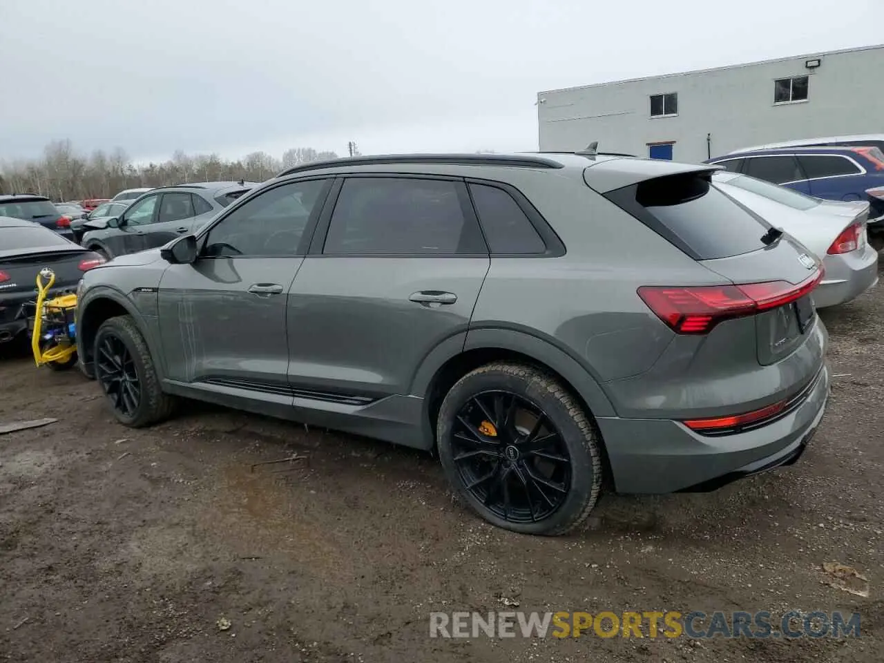 2 Фотография поврежденного автомобиля WA1AAAGE9PB000421 AUDI E-TRON 2023