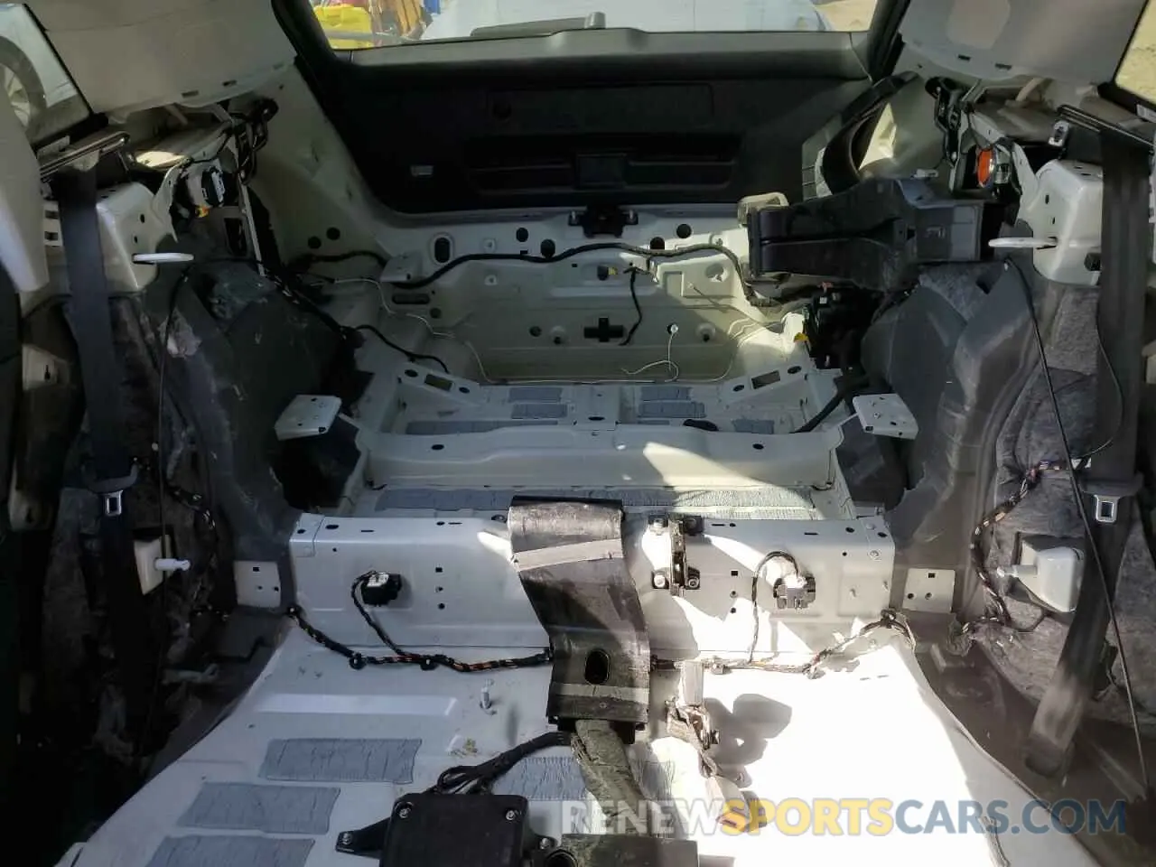 10 Photograph of a damaged car WA1LAAGEXPB011100 AUDI E-TRON 2023