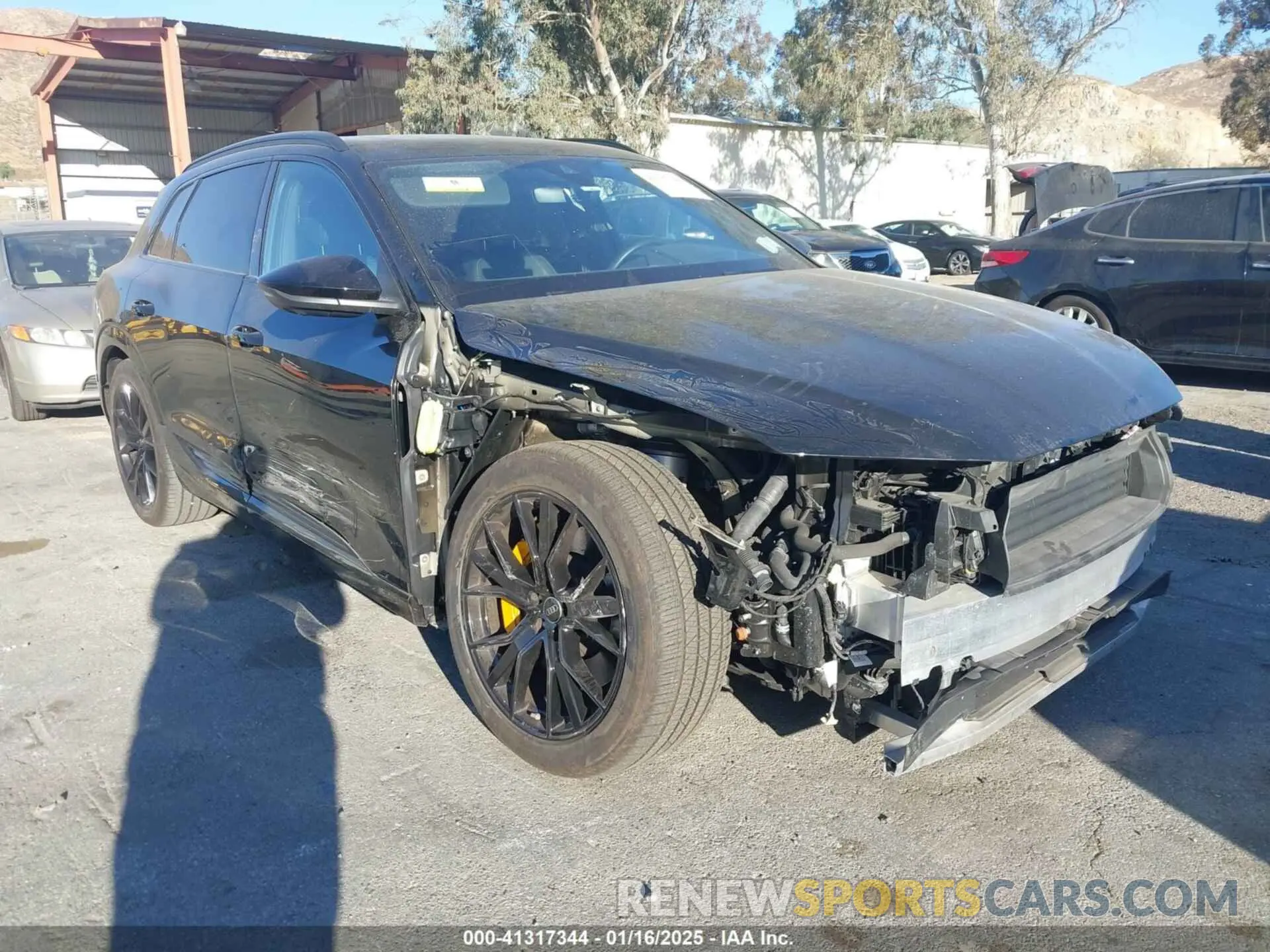 1 Фотография поврежденного автомобиля WA1VABGE7PB007536 AUDI E-TRON 2023