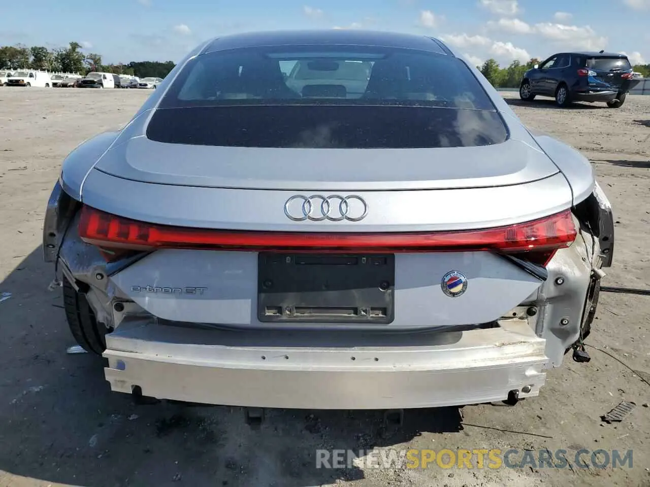 6 Фотография поврежденного автомобиля WAUFJBFW8N7006591 AUDI E-TRON GT 2022