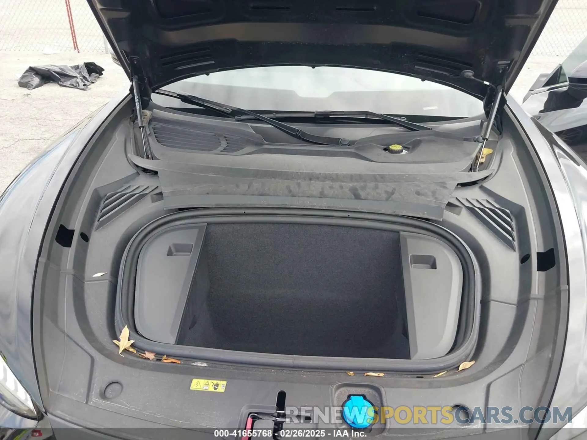 10 Фотография поврежденного автомобиля WAUCJBFW3P7000882 AUDI E-TRON GT 2023