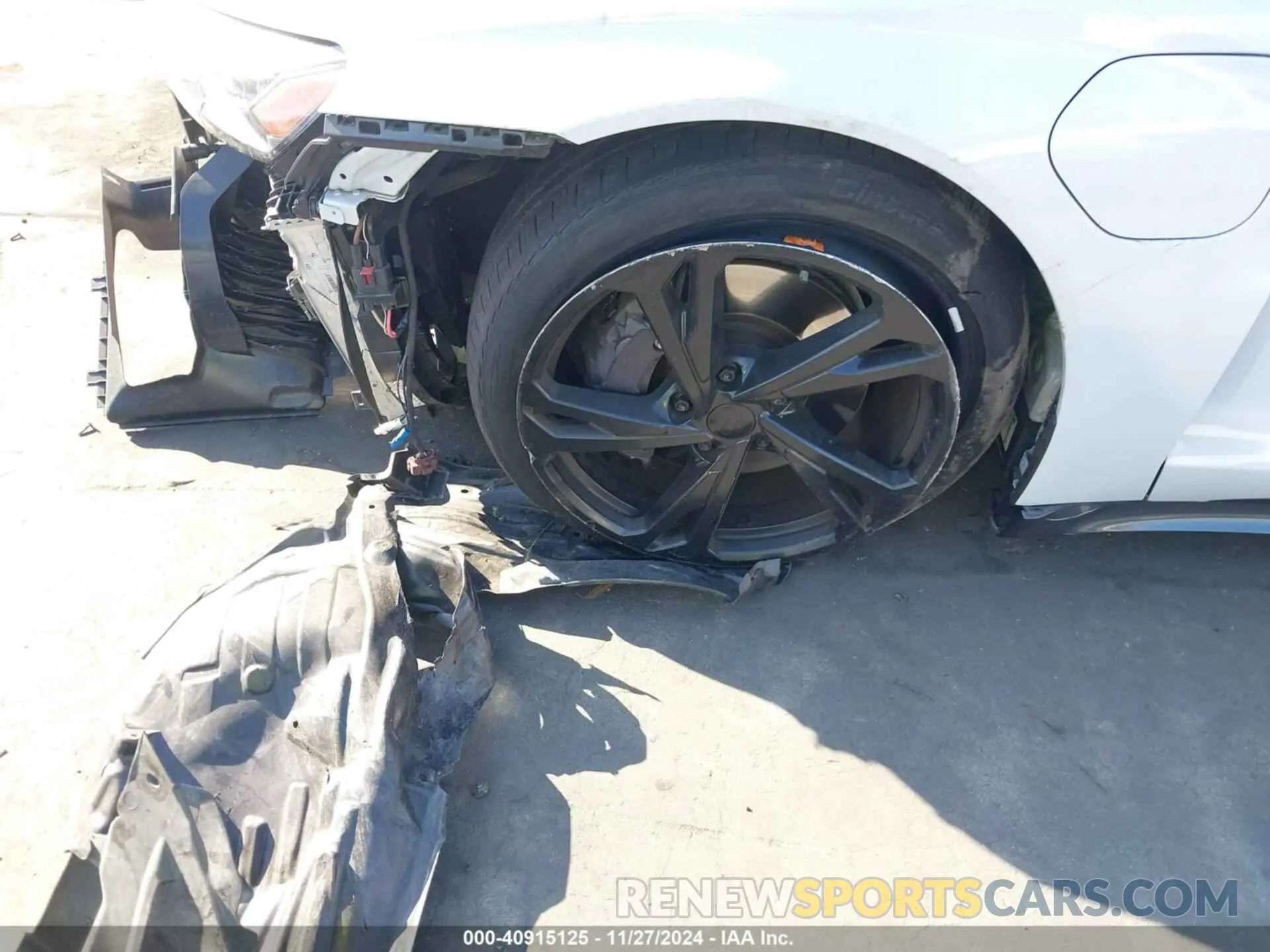 19 Photograph of a damaged car WAUDJBFW5P7002217 AUDI E-TRON GT 2023