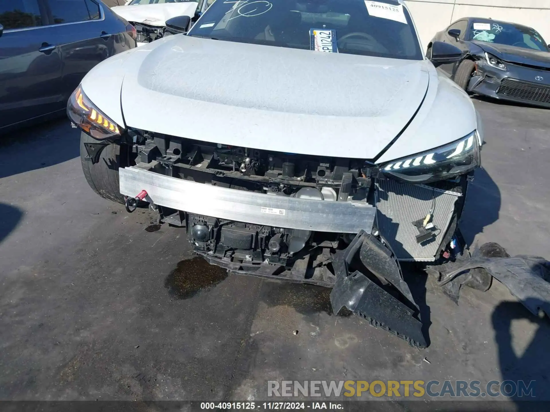 6 Photograph of a damaged car WAUDJBFW5P7002217 AUDI E-TRON GT 2023