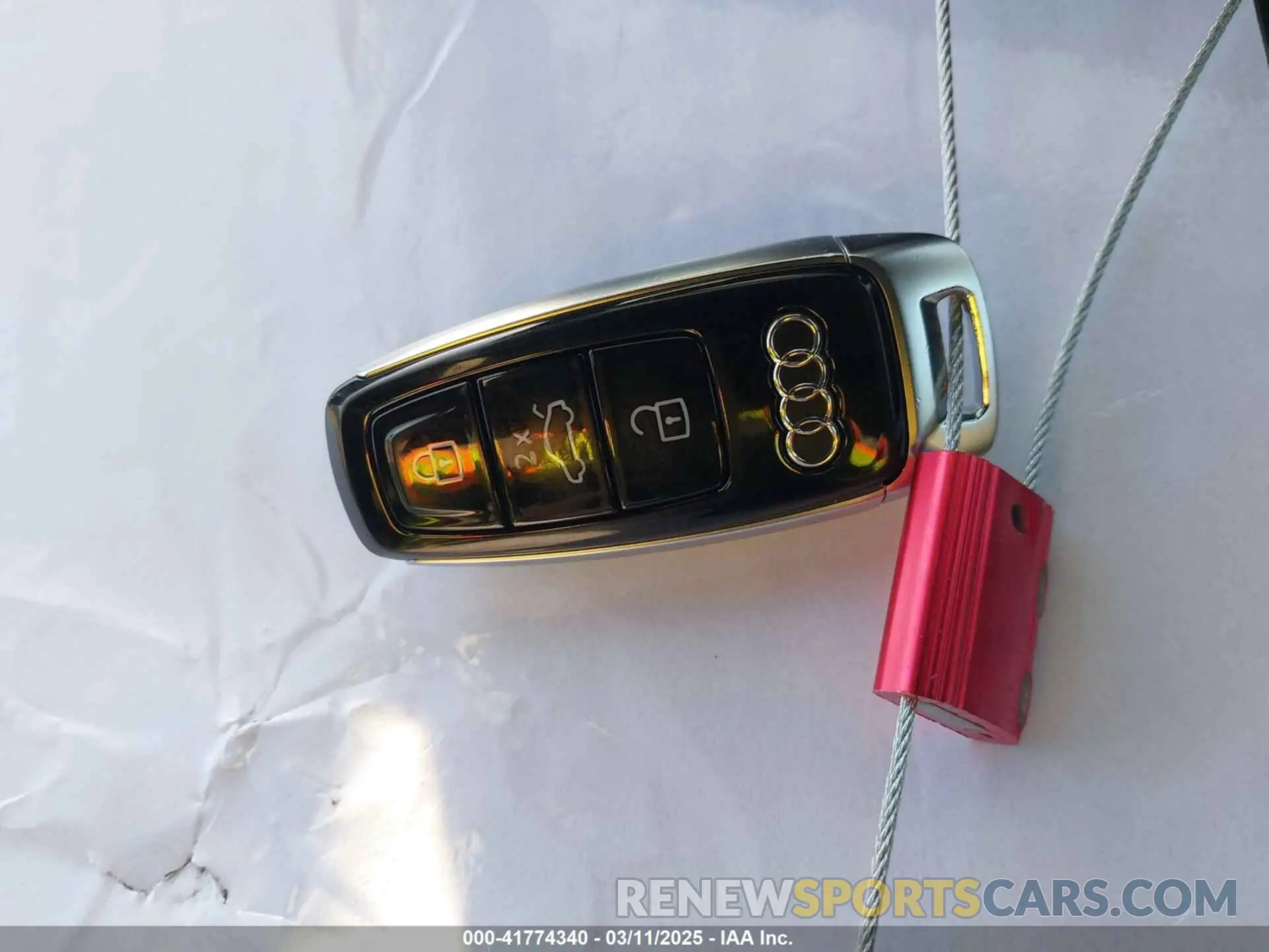 11 Фотография поврежденного автомобиля WAUFJBFW3P7006811 AUDI E-TRON GT 2023
