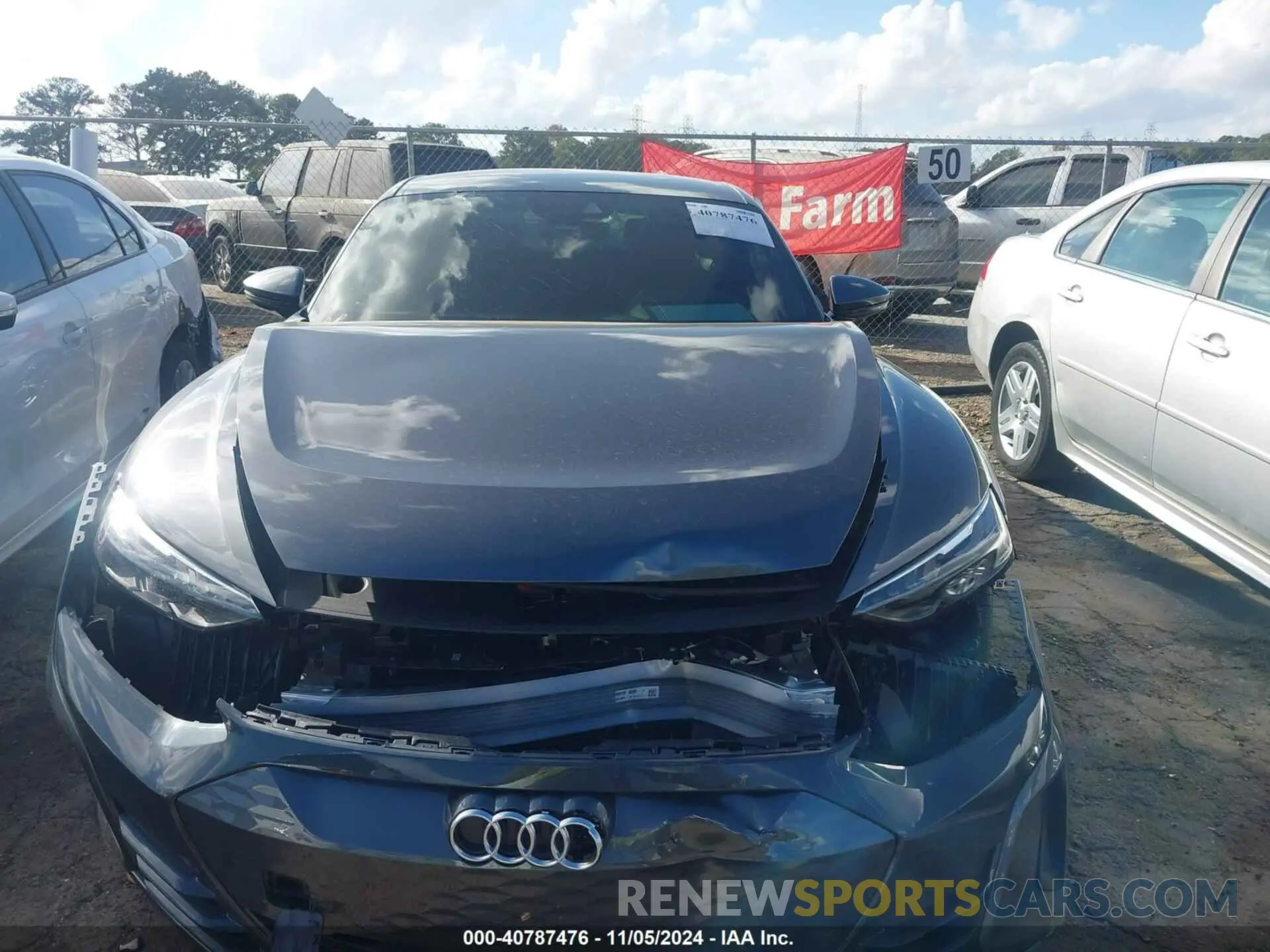 12 Photograph of a damaged car WAUFJBFW0R7000208 AUDI E-TRON GT 2024