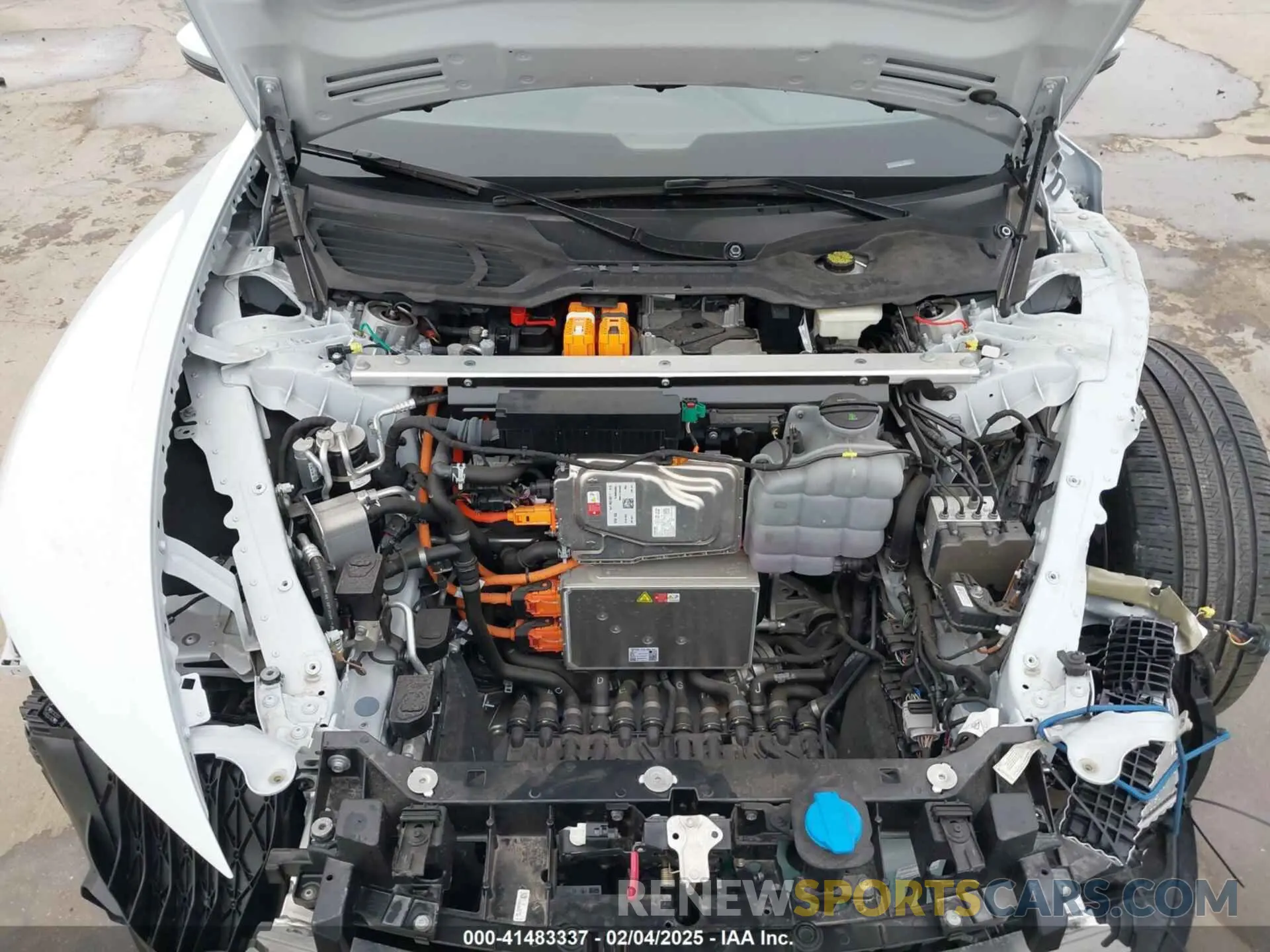 10 Фотография поврежденного автомобиля WAUFJBFW1R7000993 AUDI E-TRON GT 2024