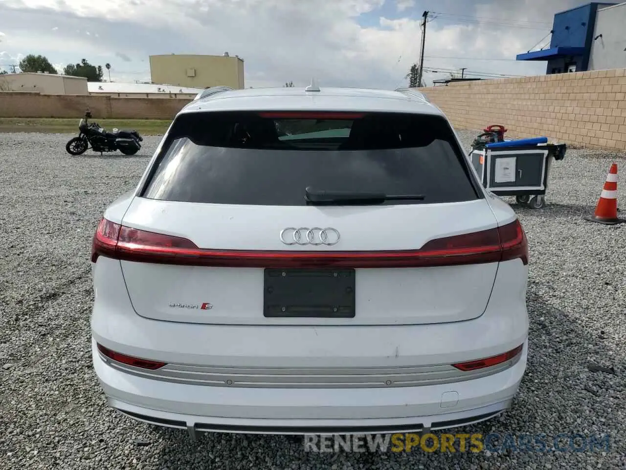6 Фотография поврежденного автомобиля WA1VCBGE2NB039009 AUDI E-TRON S P 2022