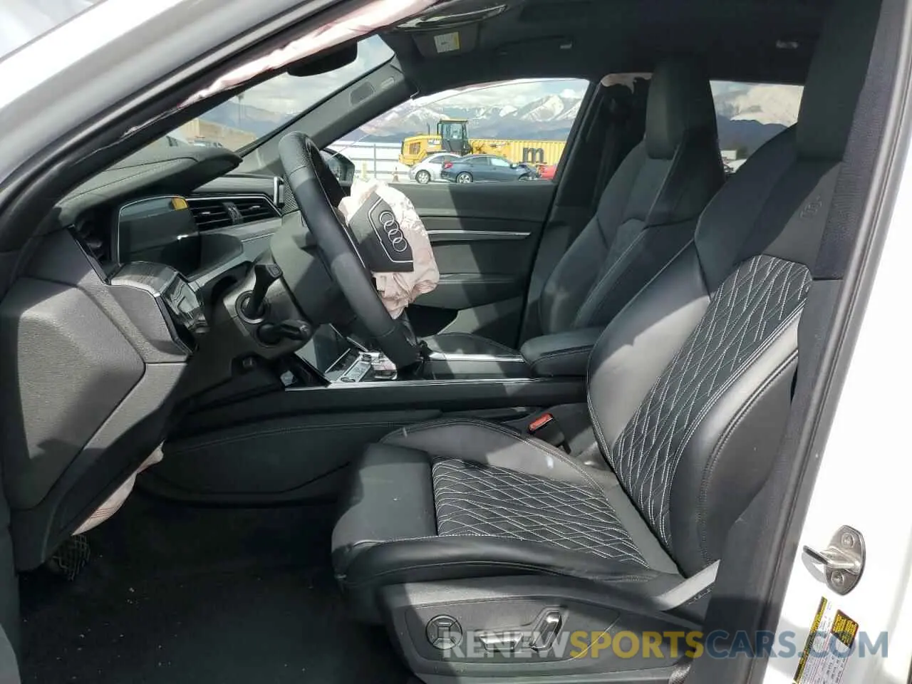 7 Фотография поврежденного автомобиля WA1VCBGE2NB039009 AUDI E-TRON S P 2022