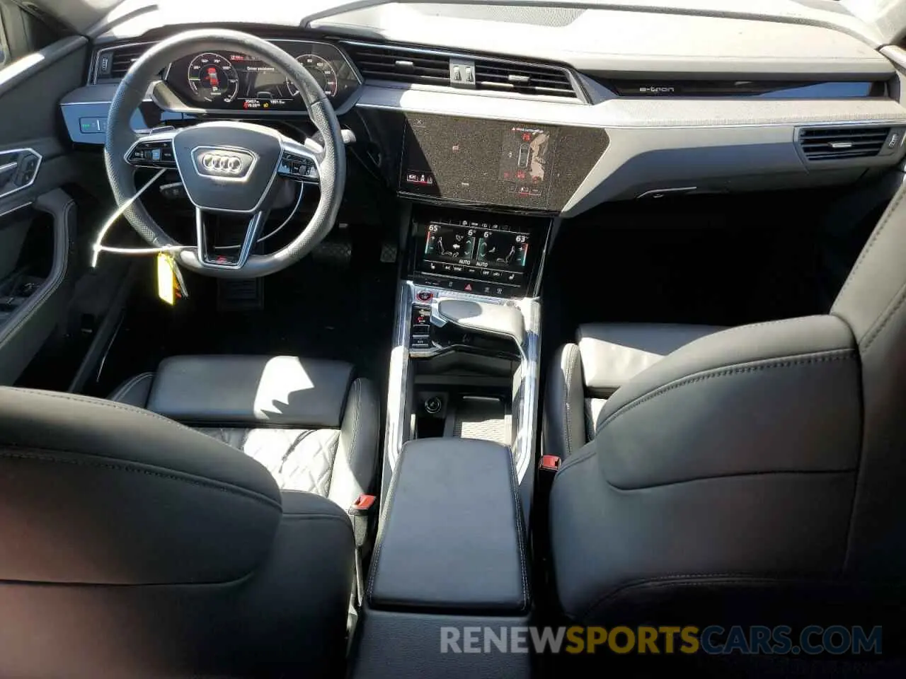 8 Фотография поврежденного автомобиля WA11CBGEXNB036762 AUDI E-TRON S S 2022