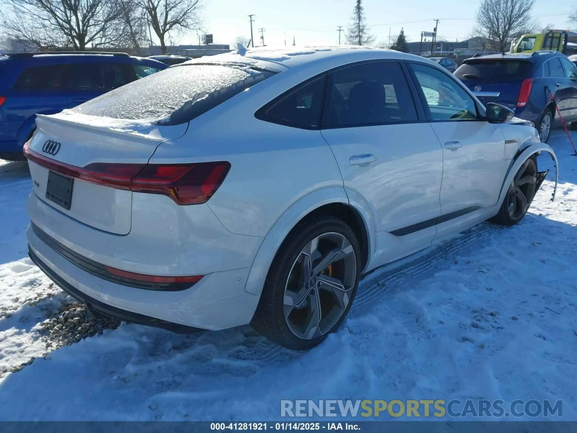 4 Фотография поврежденного автомобиля WA13CBGE4NB044350 AUDI E-TRON S SPORTBACK 2022