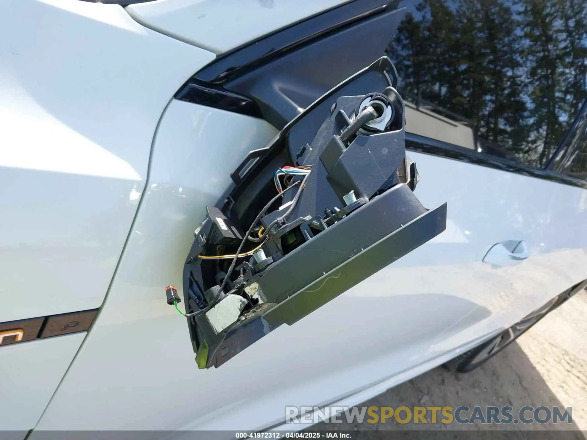 20 Photograph of a damaged car WA12AAGE1MB000851 AUDI E-TRON SPORTBACK 2021