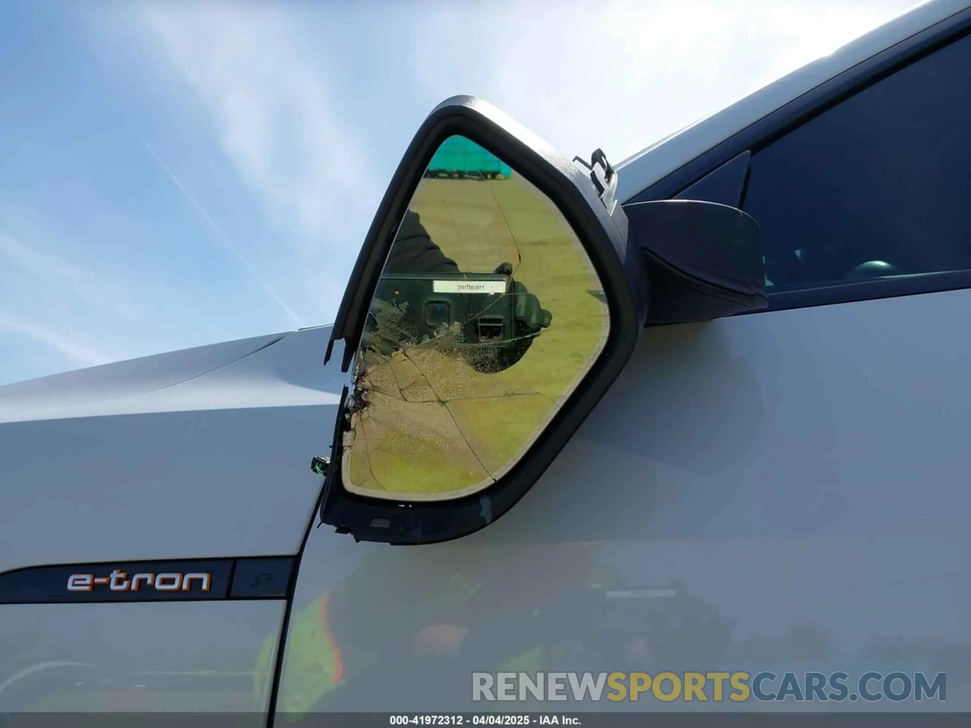 21 Photograph of a damaged car WA12AAGE1MB000851 AUDI E-TRON SPORTBACK 2021