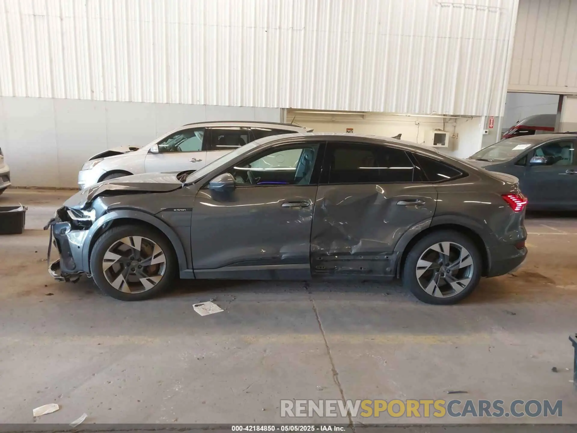 15 Photograph of a damaged car WA13ABGE9MB002521 AUDI E-TRON SPORTBACK 2021