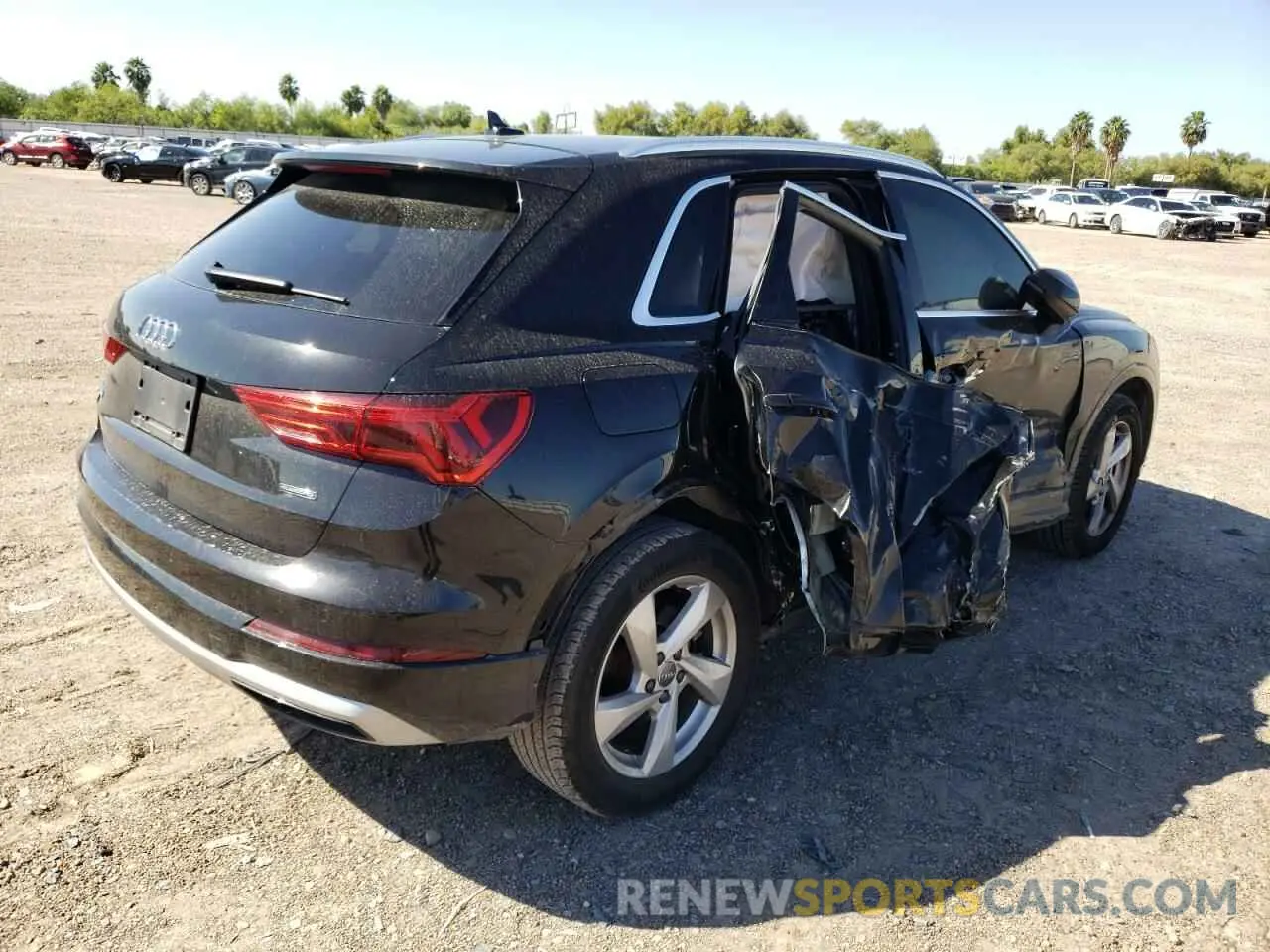 4 Фотография поврежденного автомобиля WA1AECF30K1083011 AUDI Q3 2019