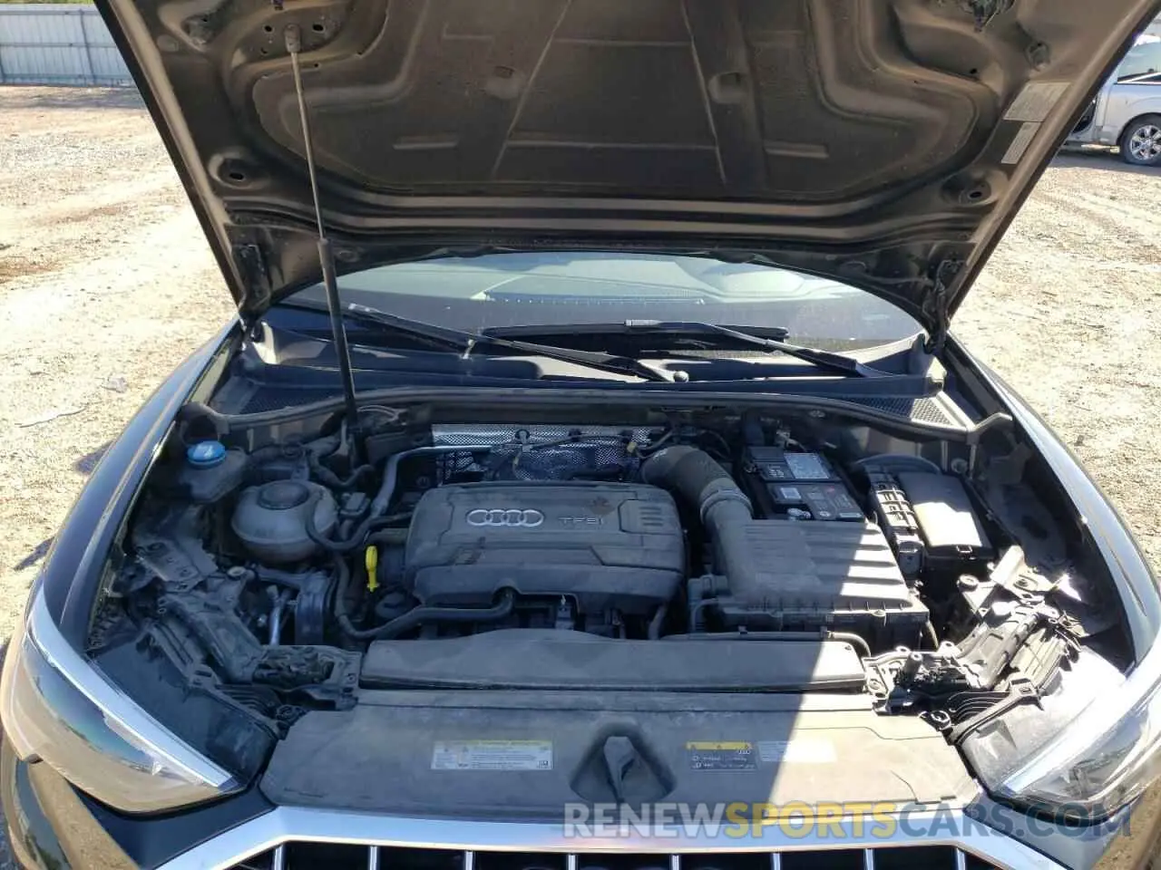 7 Фотография поврежденного автомобиля WA1AECF30K1083011 AUDI Q3 2019
