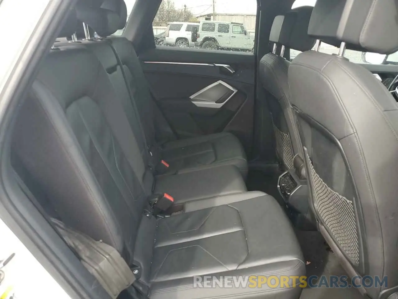 11 Photograph of a damaged car WA1AECF31K1082837 AUDI Q3 2019