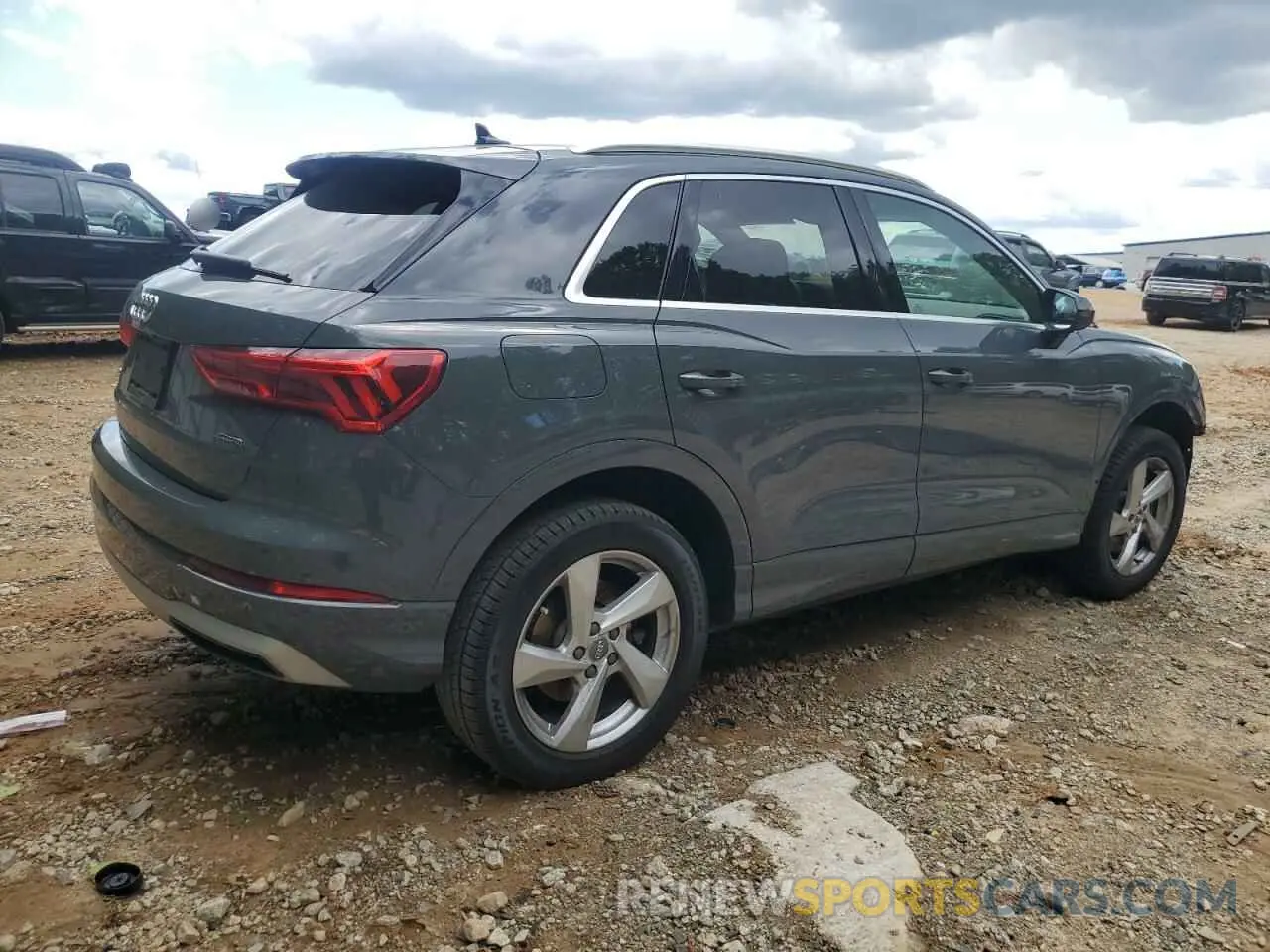 3 Photograph of a damaged car WA1AECF32K1075590 AUDI Q3 2019
