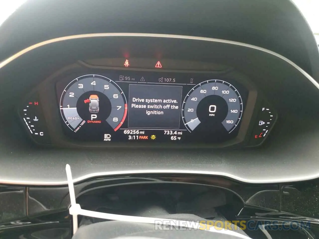 9 Photograph of a damaged car WA1AECF32K1075590 AUDI Q3 2019