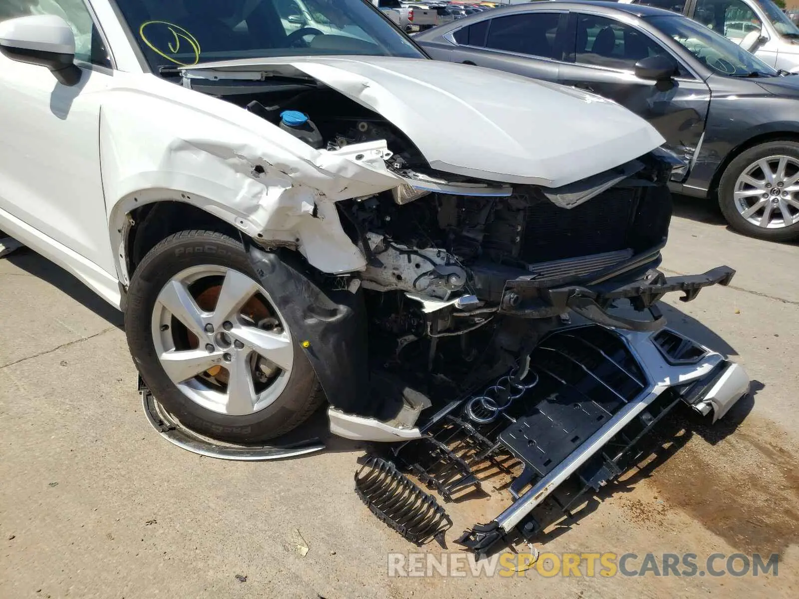 9 Photograph of a damaged car WA1AECF34K1076952 AUDI Q3 2019
