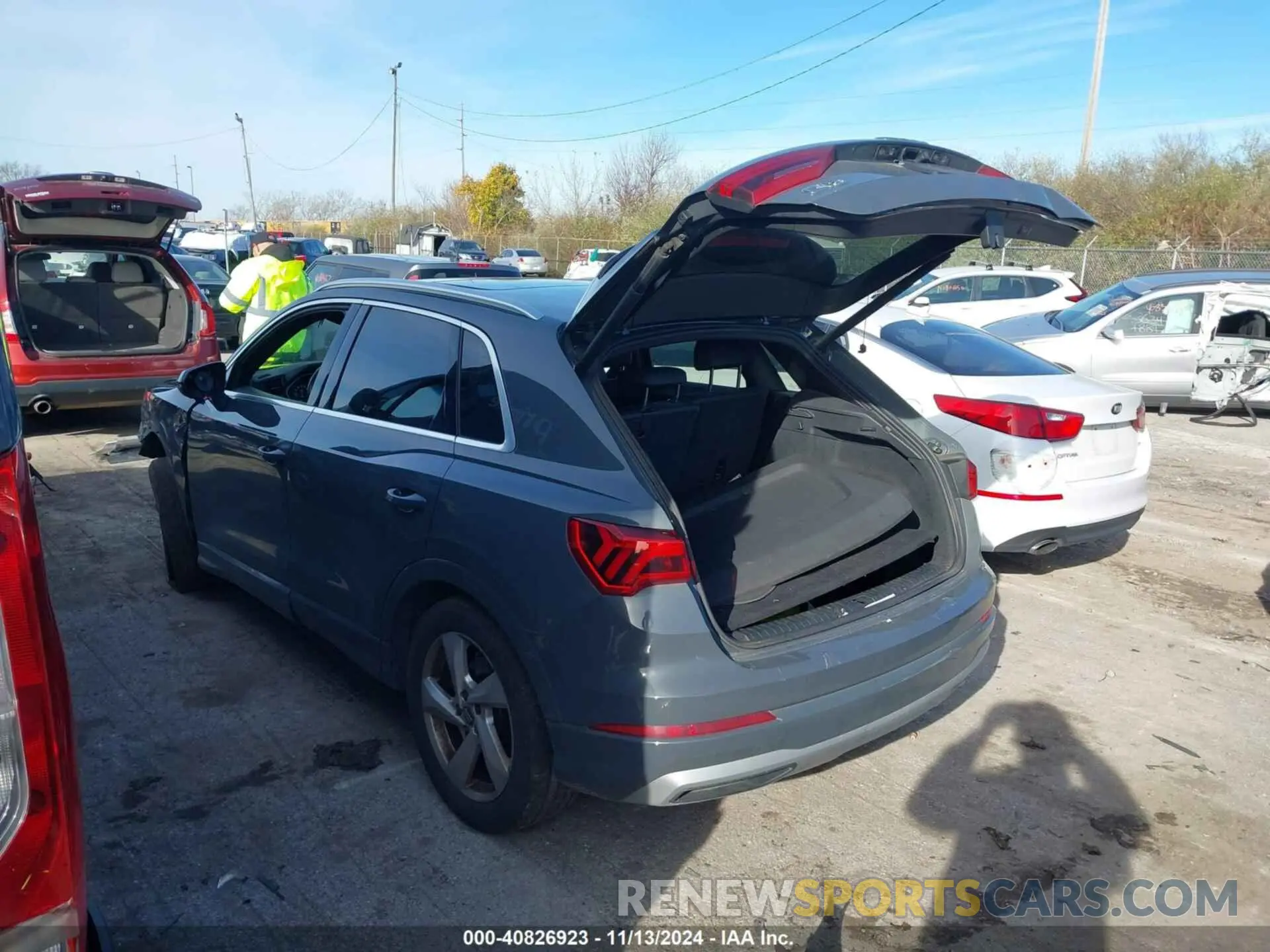 3 Photograph of a damaged car WA1AECF34K1077065 AUDI Q3 2019