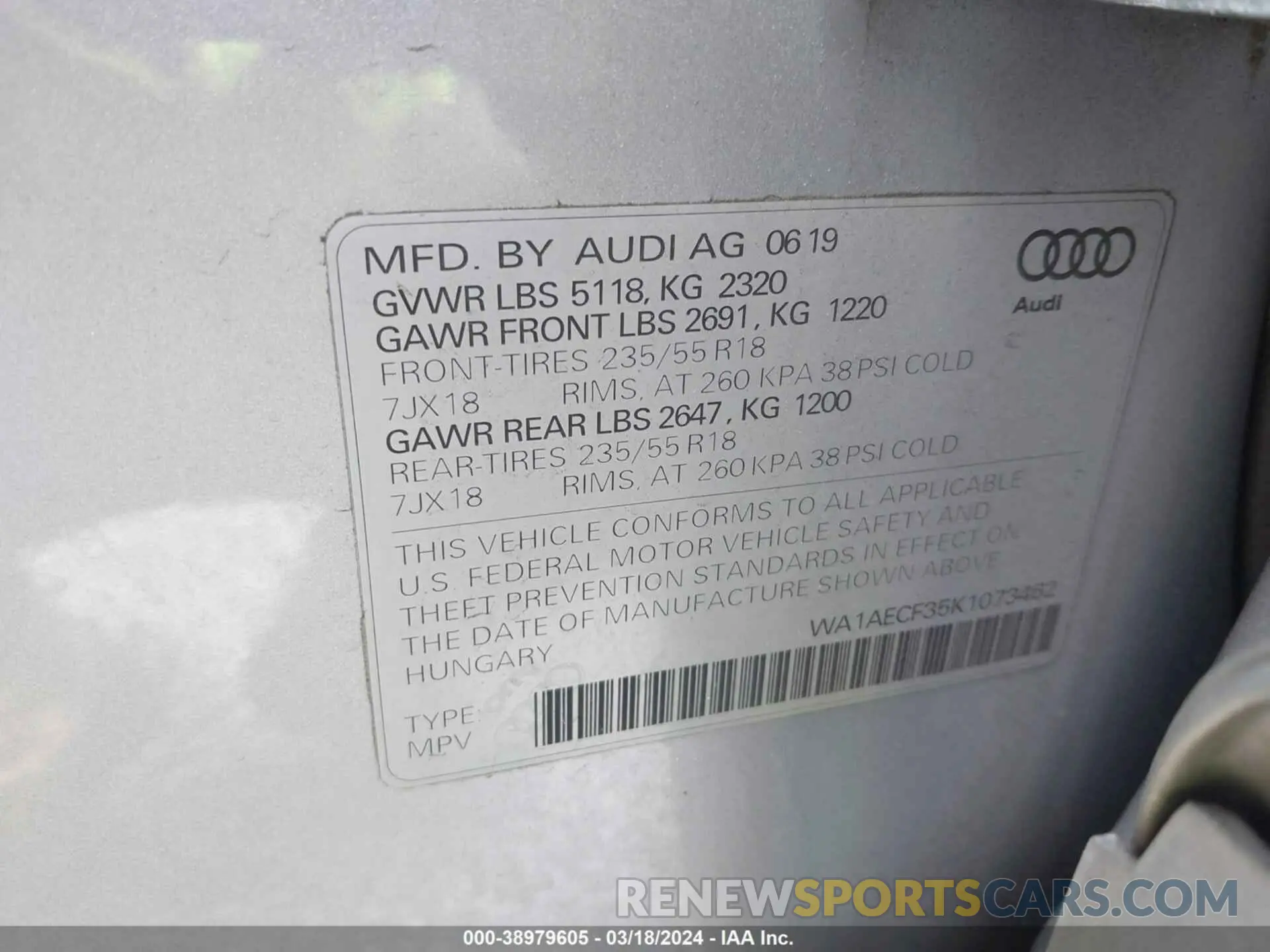9 Photograph of a damaged car WA1AECF35K1073462 AUDI Q3 2019