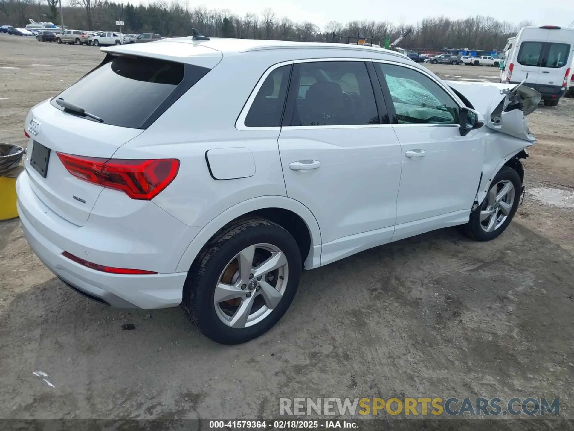 4 Фотография поврежденного автомобиля WA1BECF31K1082373 AUDI Q3 2019