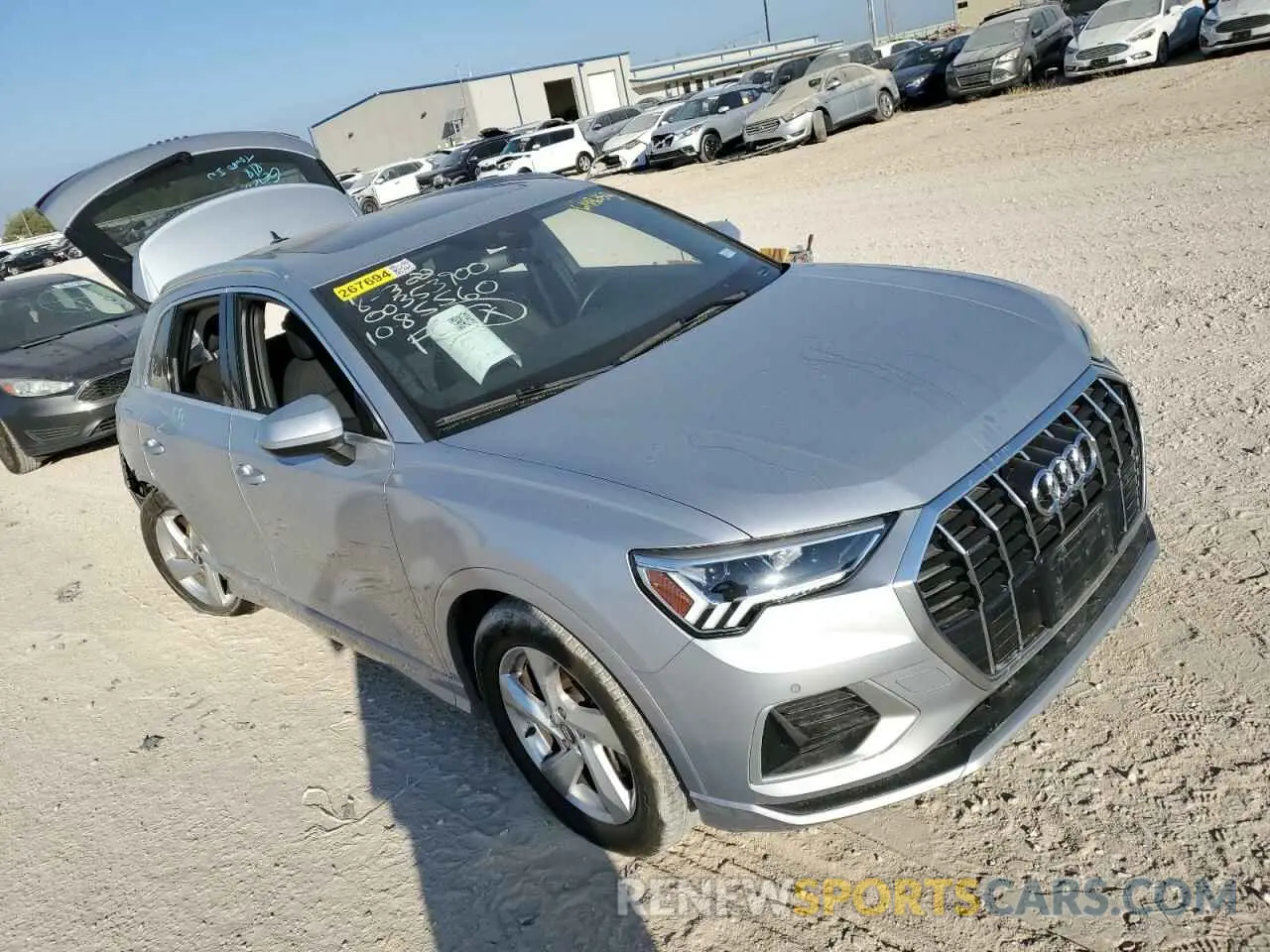 1 Фотография поврежденного автомобиля WA1BECF34K1085560 AUDI Q3 2019