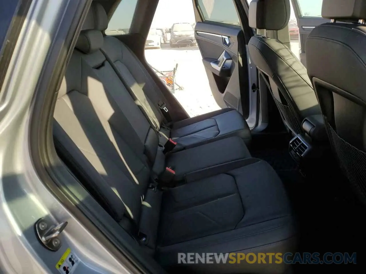 6 Фотография поврежденного автомобиля WA1BECF34K1085560 AUDI Q3 2019