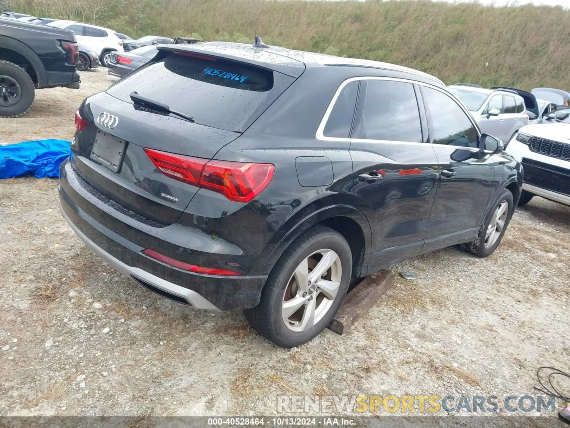 4 Photograph of a damaged car WA1BECF39K1068799 AUDI Q3 2019