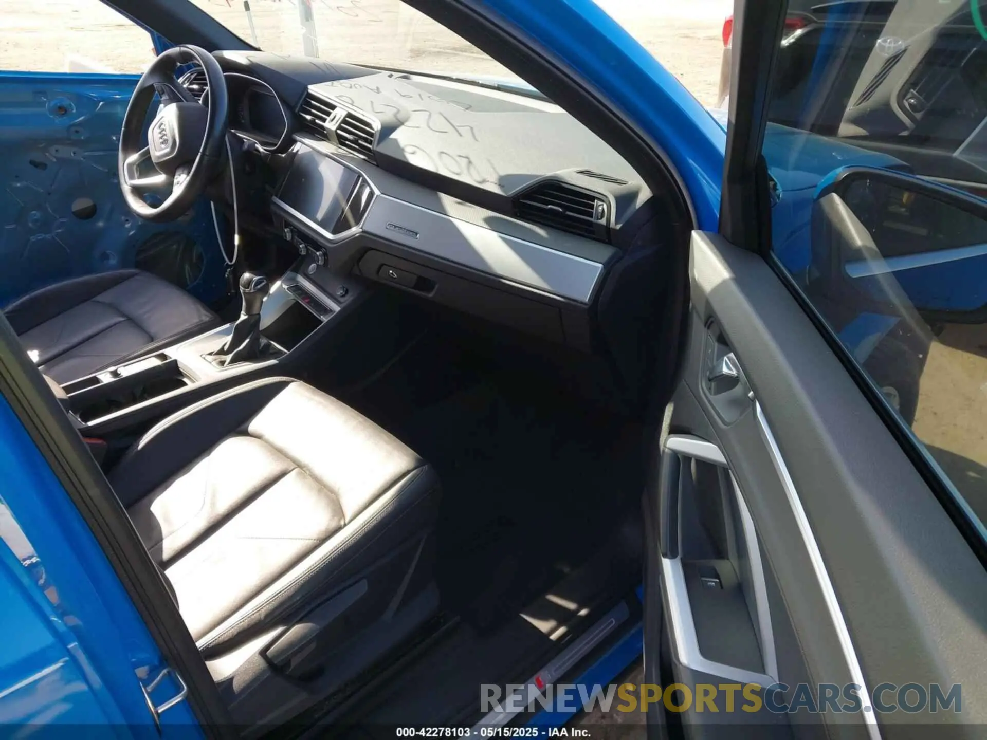 5 Photograph of a damaged car WA1DECF31K1082804 AUDI Q3 2019