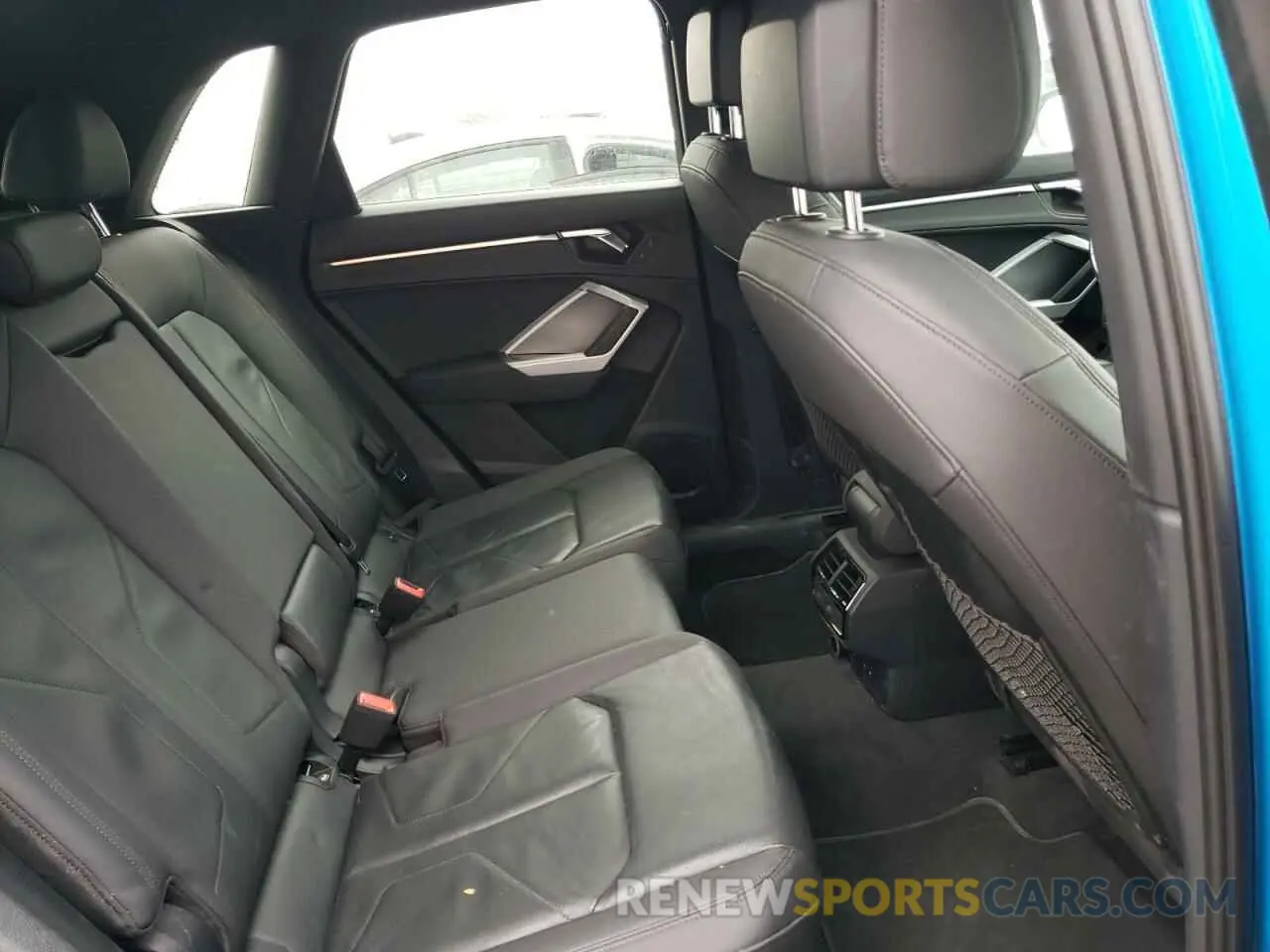 11 Фотография поврежденного автомобиля WA1EECF39K1088046 AUDI Q3 2019