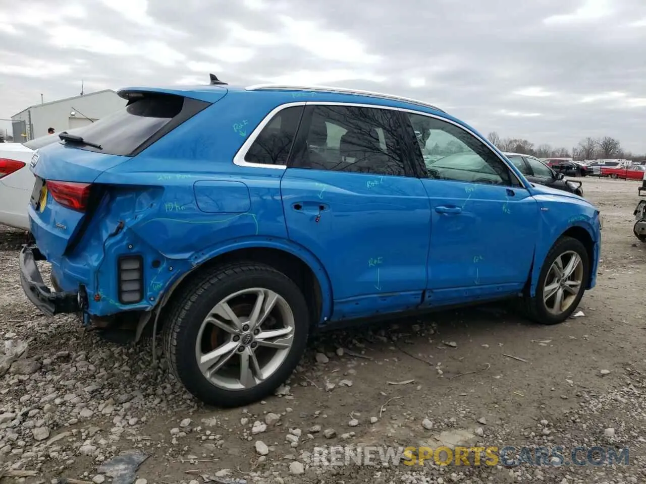 3 Фотография поврежденного автомобиля WA1EECF39K1088046 AUDI Q3 2019