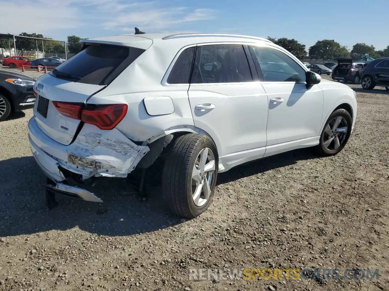 3 Фотография поврежденного автомобиля WA1AECF30L1047563 AUDI Q3 2020