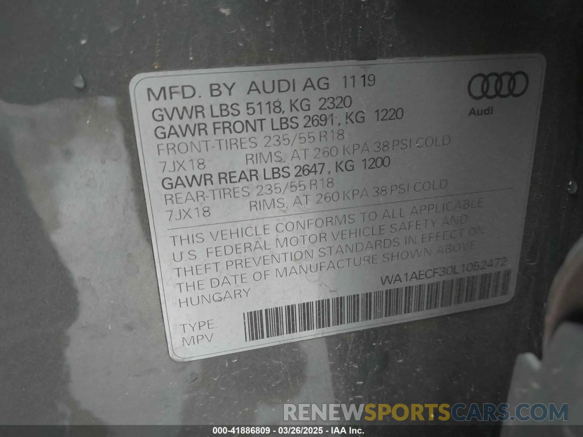 9 Photograph of a damaged car WA1AECF30L1052472 AUDI Q3 2020