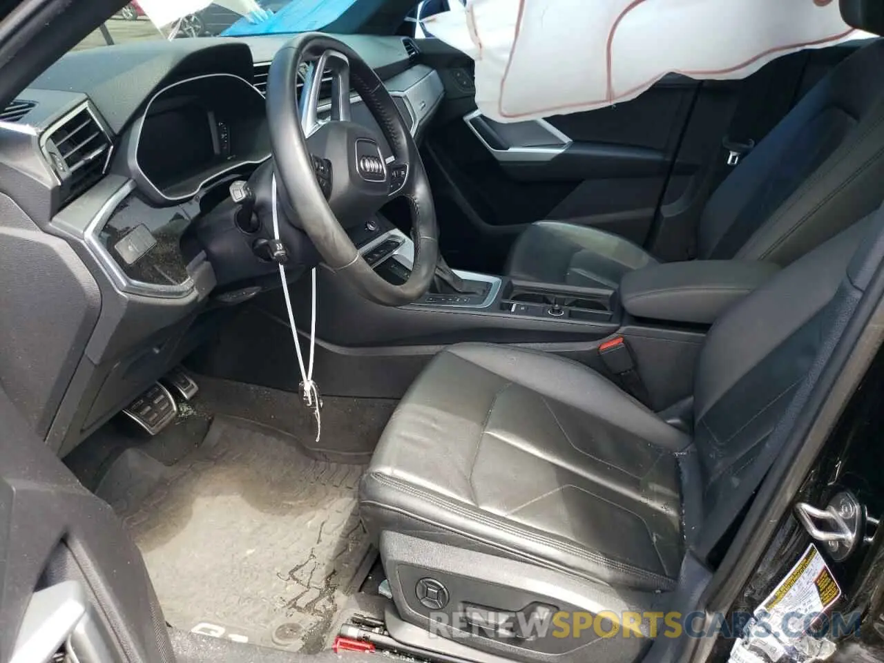 7 Photograph of a damaged car WA1AECF31L1049273 AUDI Q3 2020