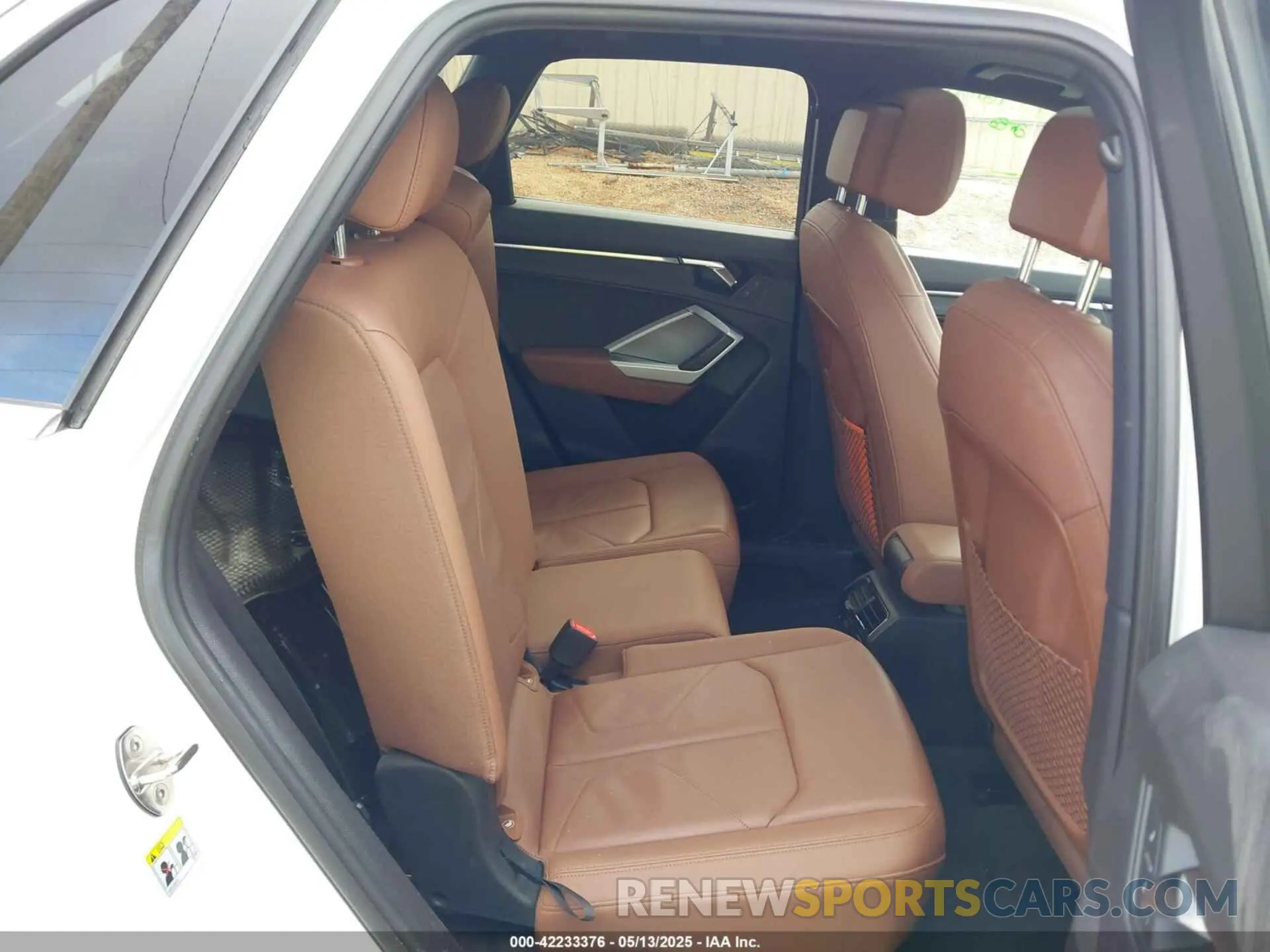 8 Photograph of a damaged car WA1AECF31L1052769 AUDI Q3 2020