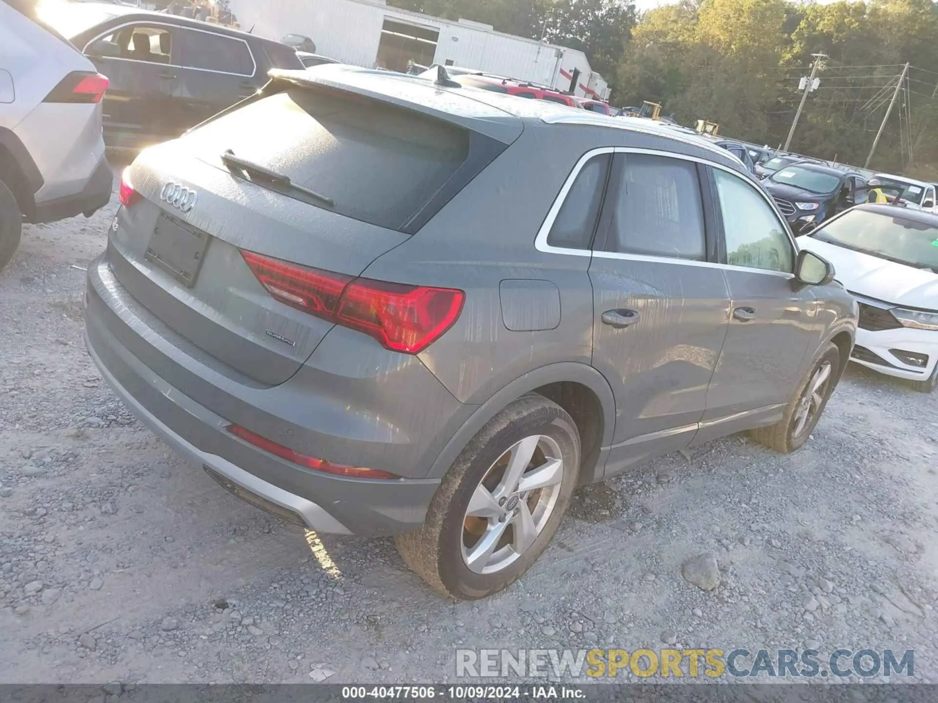 4 Фотография поврежденного автомобиля WA1AECF31L1083388 AUDI Q3 2020