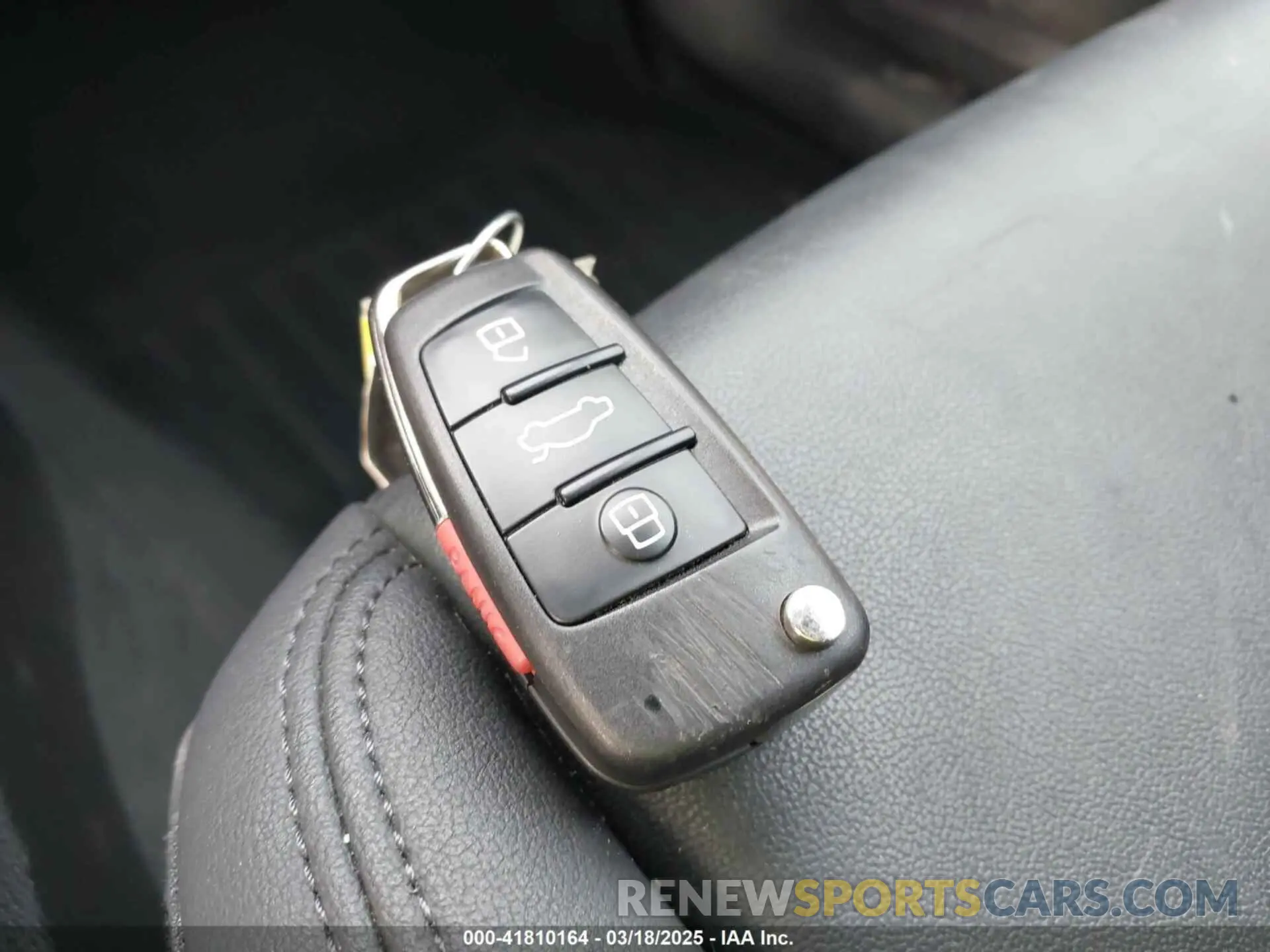 11 Photograph of a damaged car WA1AECF32L1001684 AUDI Q3 2020